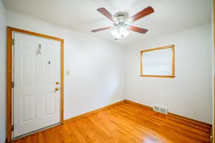 2910 Parkwood St, Trenton, MI 48183 - Photo 18