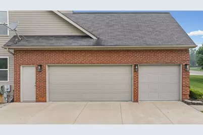 20903 Oak Tree Drive, South Lyon, MI 48178 - Photo 4