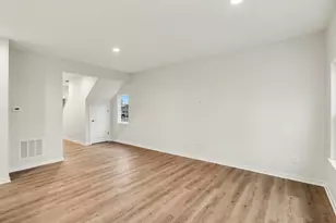 9570 Opal Ln, Portage, MI 49002 - Photo 10
