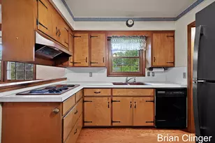 4707 Bonnie Ave SE, Kentwood, MI 49508 - Photo 12