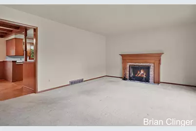 4707 SE Bonnie Avenue SE, Kentwood, MI 49508 - Photo 6