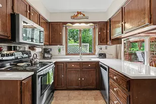 148 Brandywood Ln, Battle Creek, MI 49014 - Photo 12