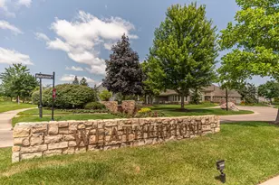 1643 Coburn Dr, Ann Arbor, MI 48108 - Photo 32