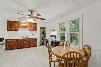 425 Garland Street, Kalamazoo, MI 49001 - Photo 8