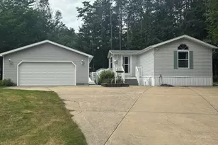 8166 Constitution Blvd, Cadillac, MI 49601 - Photo 2