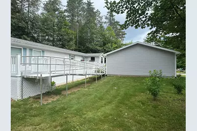 8166 Constitution Boulevard, Cadillac, MI 49601 - Photo 4