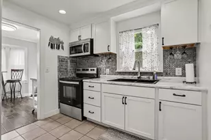 109 W Sunset Blvd W, Battle Creek, MI 49017 - Photo 6