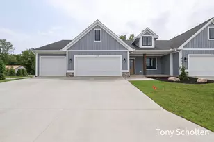 5133 Blendon Mdw Cir, Hudsonville, MI 49426 - Photo 1