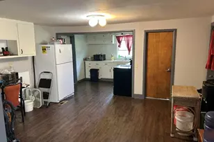 1984 Greenly Ave, Benton Harbor, MI 49022 - Photo 4
