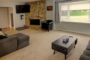 1817 S Walmont Rd, Jackson, MI 49203 - Photo 8