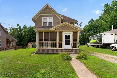 1208 Maple Avenue, Jackson, MI 49203 - Photo 1