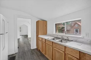 1208 Maple Ave, Jackson, MI 49203 - Photo 56