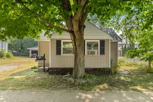 216 Mill St, Ionia, MI 48846 - Photo 1