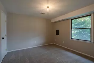 7028 Springtree Ln SW, Grand Rapids, MI 49548 - Photo 16