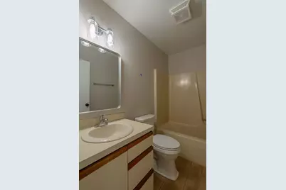 7028 Springtree Lane SW, Grand Rapids, MI 49548 - Photo 12