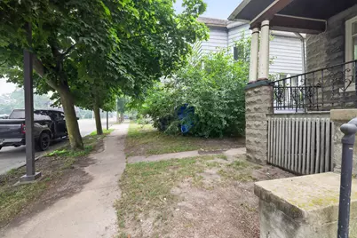 909 N Johnson Street, Bay City, MI 48708 - Photo 1