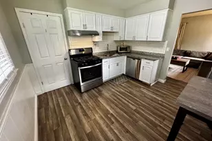 20889 E Ridgemont Rd, Harper Woods, MI 48225 - Photo 6