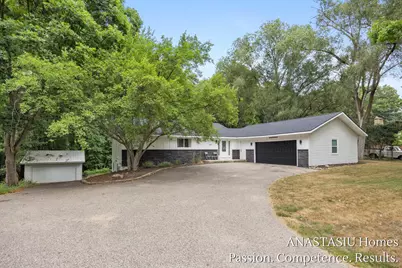 2661 Van Dam Drive NE, Belmont, MI 49306 - Photo 2