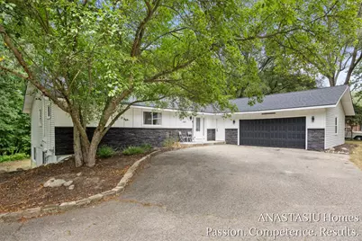 2661 Van Dam Drive NE, Belmont, MI 49306 - Photo 1