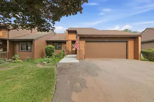 625 Maple Creek Dr, Holland, MI 49423 - Photo 1