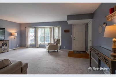 7060 Union Avenue SE, Grand Rapids, MI 49548 - Photo 6