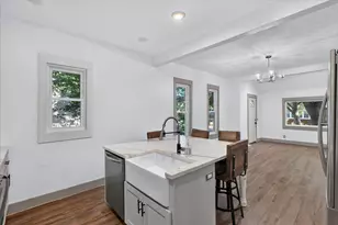 832 Thomas St SE, Grand Rapids, MI 49506 - Photo 12