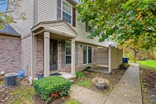 3034 Forest Creek Ct, Ann Arbor, MI 48108 - Photo 2