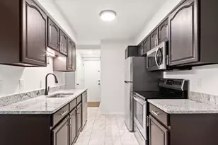 3034 Forest Creek Ct, Ann Arbor, MI 48108 - Photo 10
