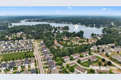 6711 Boca Vista Drive NE #102, Rockford, MI 49341 - Photo 2