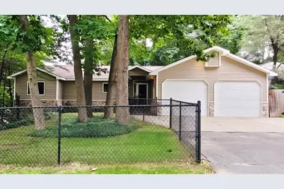 4864 Westshire Drive NW, Comstock Park, MI 49321 - Photo 2