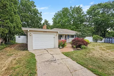 1696 Burke Avenue NE, Grand Rapids, MI 49505 - Photo 4