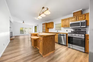 830 Pinewood Ave, Battle Creek, MI 49014 - Photo 6