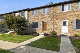 145 Sheffield Dr, Saline, MI 48176 - Photo 2
