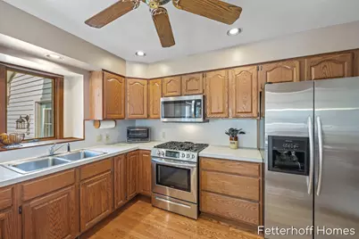1900 Cherry Run Drive NW, Grand Rapids, MI 49504 - Photo 14