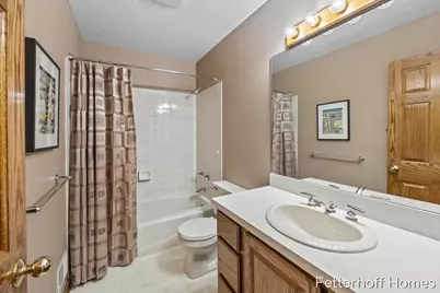 1900 Cherry Run Drive NW, Grand Rapids, MI 49504 - Photo 22