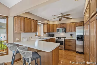 1900 Cherry Run Drive NW, Grand Rapids, MI 49504 - Photo 16