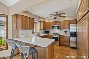 1900 Cherry Run Dr NW, Grand Rapids, MI 49504 - Photo 16