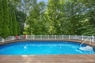 1900 Cherry Run Dr NW, Grand Rapids, MI 49504 - Photo 44