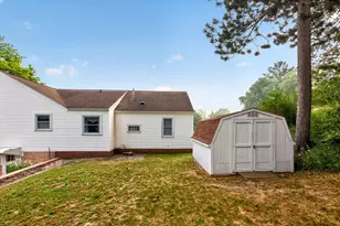 226 W Church Ave, Reed City, MI 49677 - Photo 8