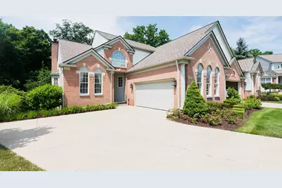 16529 Cottonwood Court, Northville, MI 48168 - Photo 2