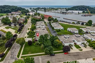 29 Sherman Ave, Grand Haven, MI 49417 - Photo 16