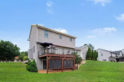 6892 Petersen Valley Drive NE, Rockford, MI 49341 - Photo 2