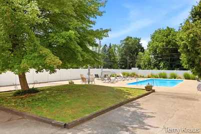 7374 N Shore Drive #17, South Haven, MI 49090 - Photo 16