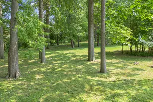 3894 Jennings Dr, Troy, MI 48083 - Photo 36