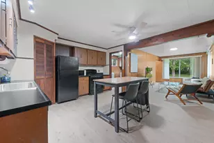 3894 Jennings Dr, Troy, MI 48083 - Photo 20
