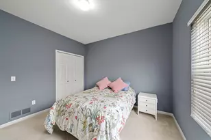 228 W Oakbrook Dr, Ann Arbor, MI 48103 - Photo 24