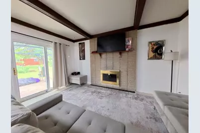 32155 Columbus Drive, Warren, MI 48088 - Photo 16