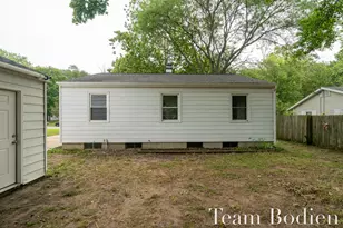 5526 Bedford St, Portage, MI 49002 - Photo 8