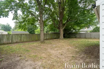 5526 Bedford Street, Portage, MI 49002 - Photo 2