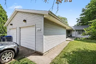 420 Fisher St, Berrien Springs, MI 49103 - Photo 16